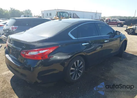 2017 Nissan Altima 2.5 Sv z USA, uszkodzony, nr VIN 1N4AL3AP4HC478429